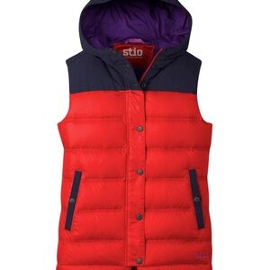 Stio Vibrant Red and Deep Navy Hooded Vest